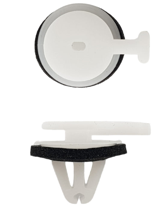 Landrover - Windshield Pillar Clip