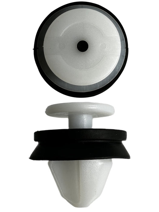 Ford - Spoiler Retainer